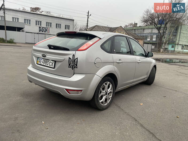 Ford-8