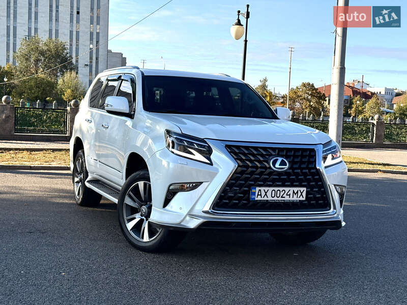 Lexus-4