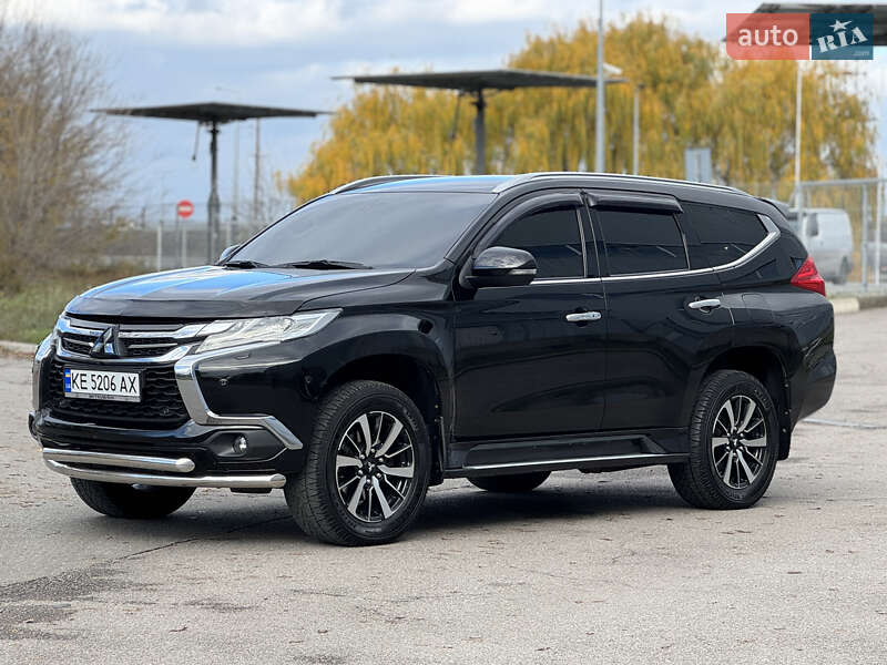 Mitsubishi Pajero Sport 2017