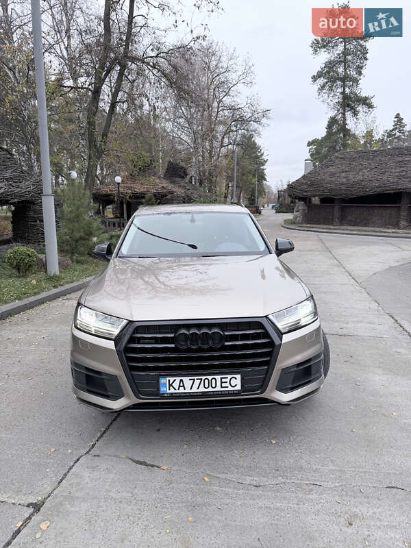 Audi-33