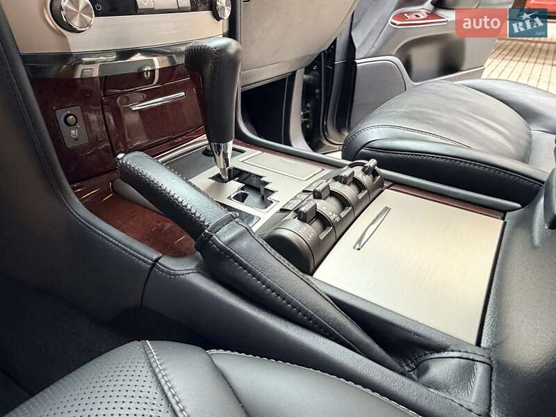Lexus-25