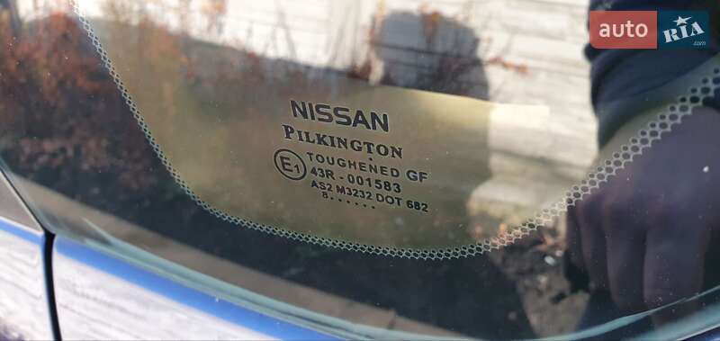 Nissan-35