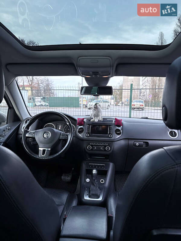 Volkswagen Tiguan 2012