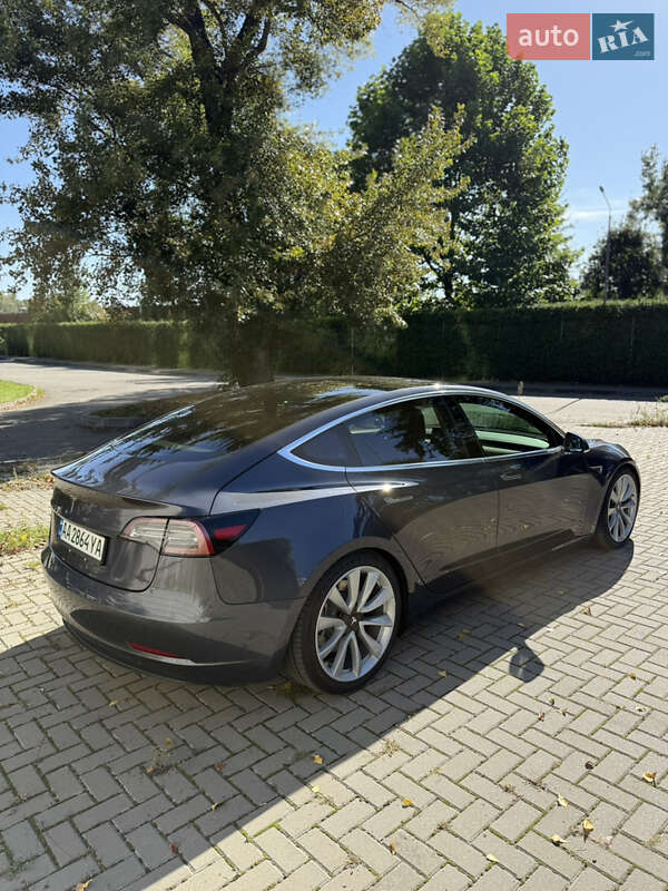 Tesla-6