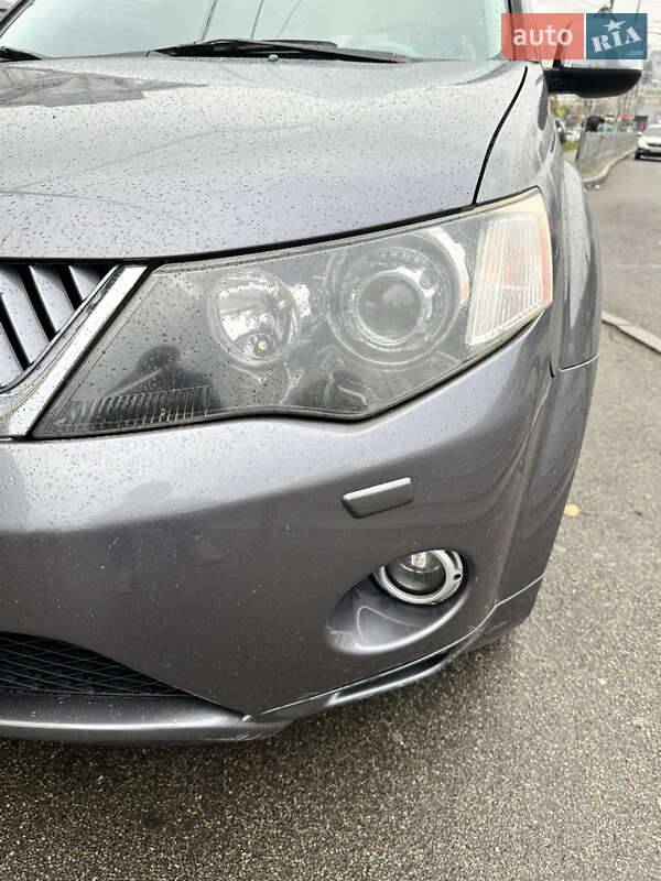 Mitsubishi-4