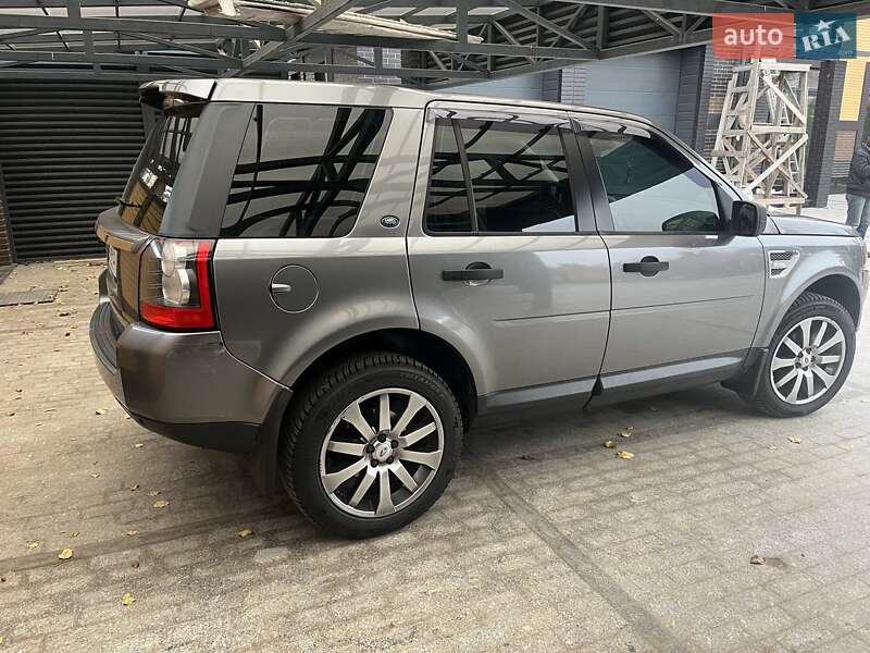 Land Rover Freelander 2011