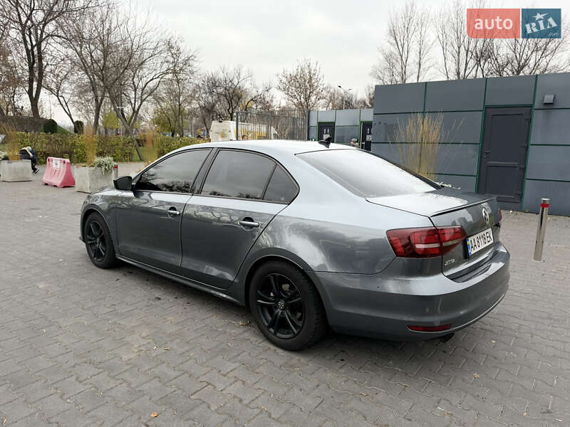 Volkswagen Jetta 2016