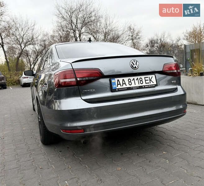 Volkswagen Jetta 2016