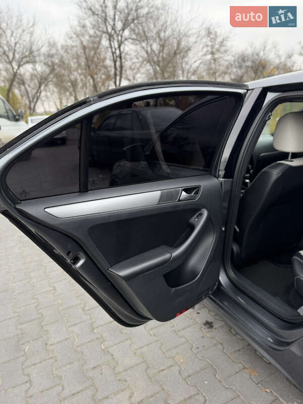 Volkswagen Jetta 2016