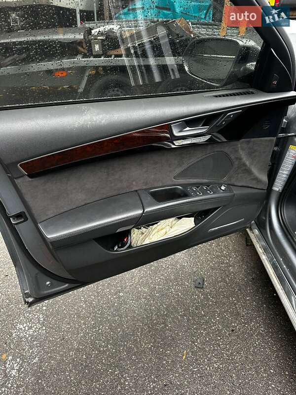 Audi-2