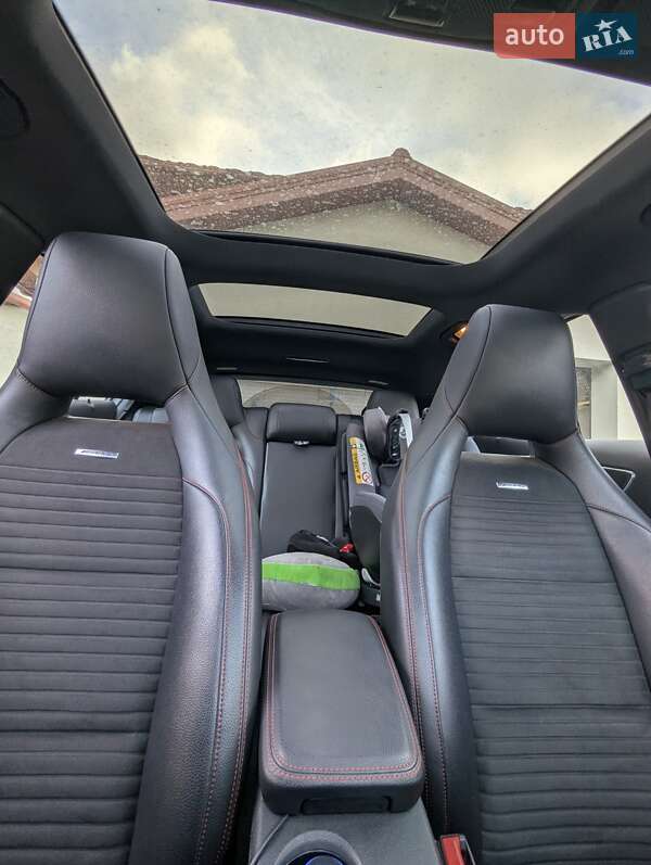 Mercedes-Benz GLA-Class 2016