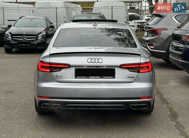 Audi A4 2019