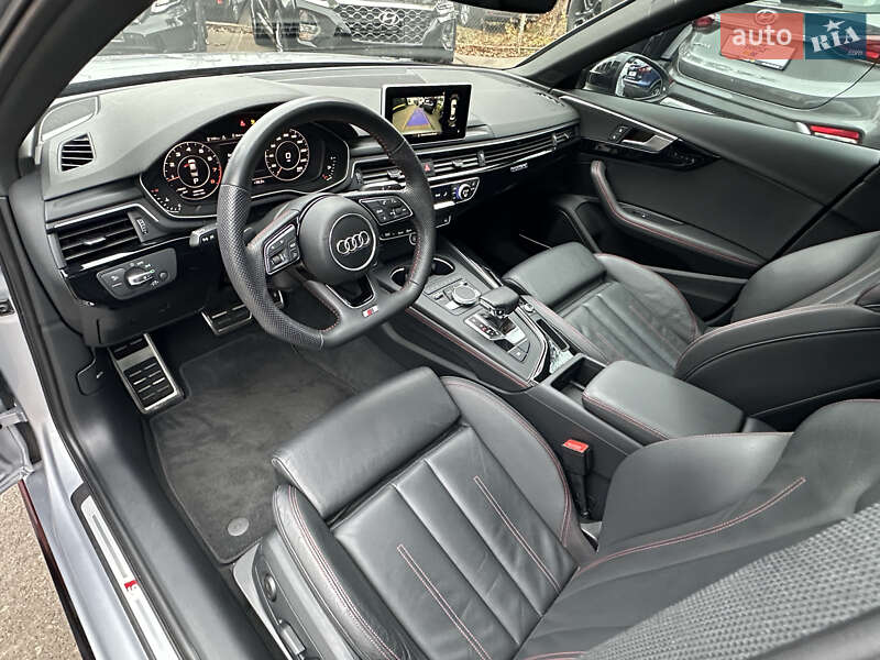 Audi A4 2019