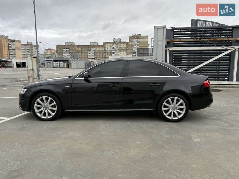 Audi-0