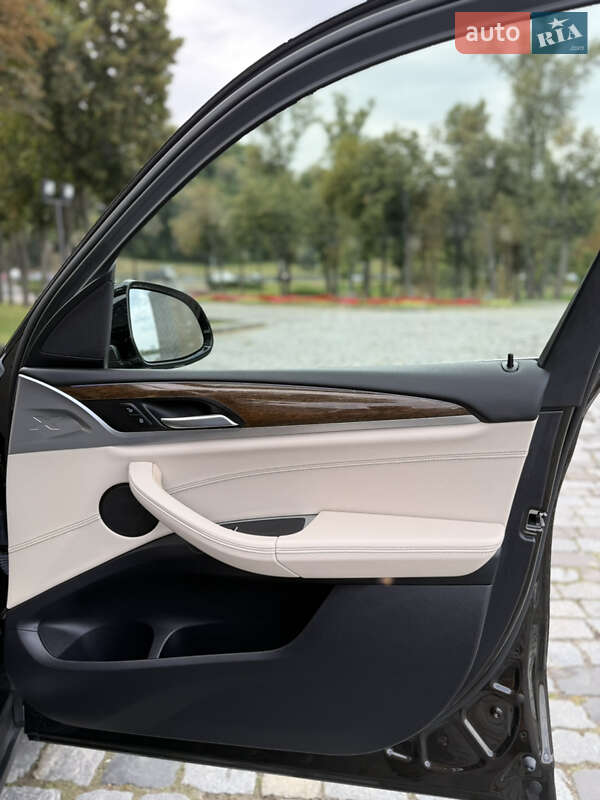 BMW-17