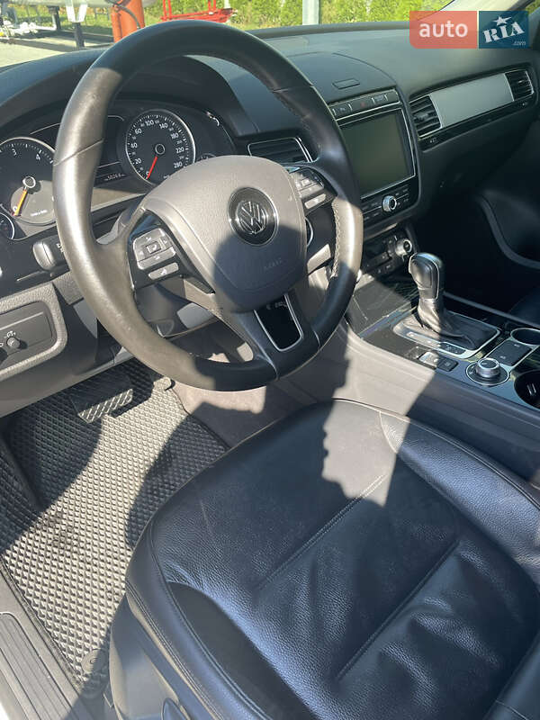 Volkswagen Touareg 2016