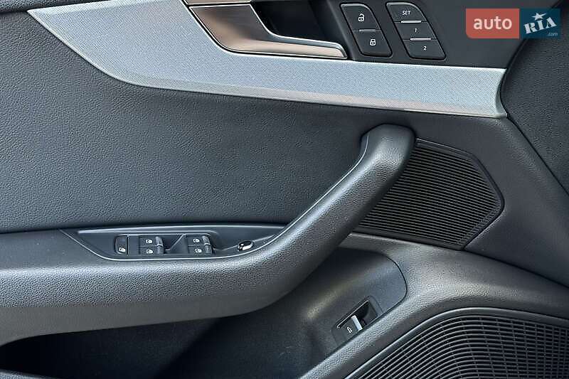 Audi-1