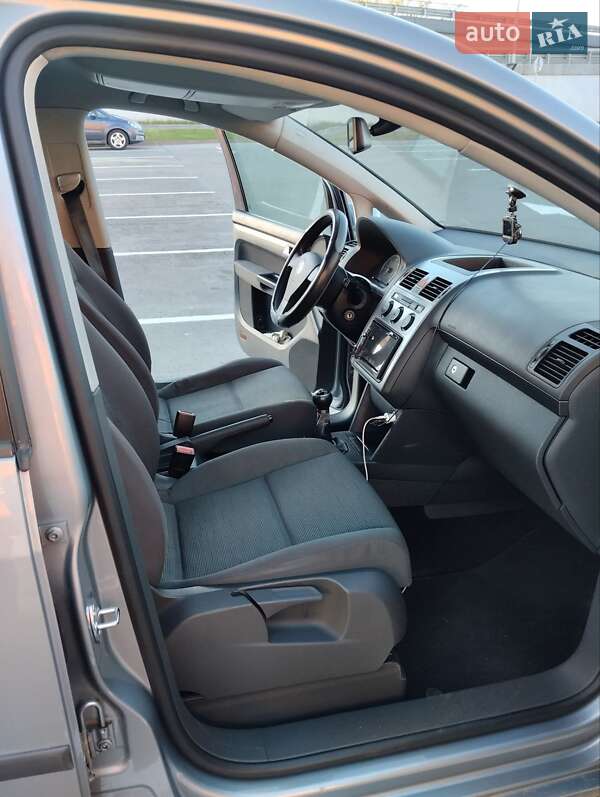 Volkswagen Touran 2008