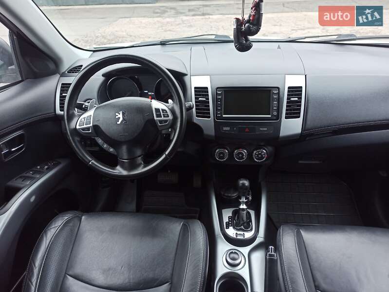 Peugeot 4007 2011