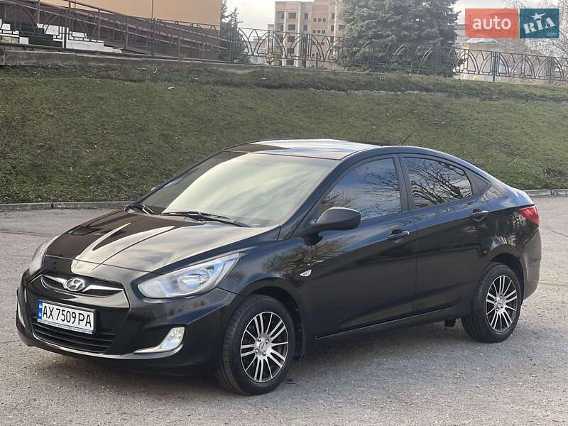 Hyundai-6