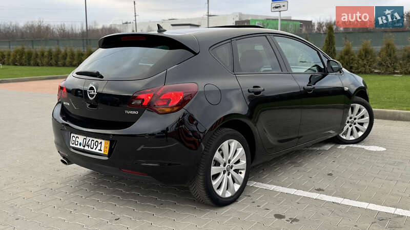 Opel-81