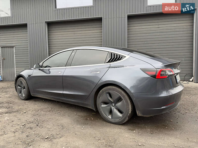 Tesla-5