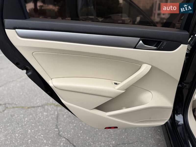 Volkswagen Passat 2015