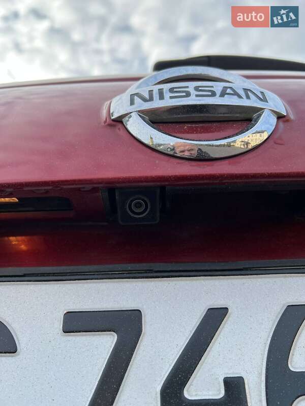 Nissan-14