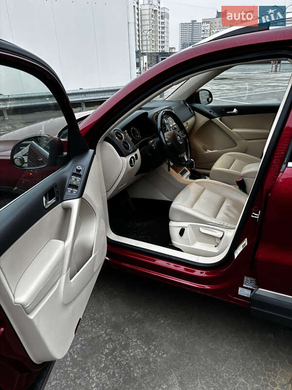 Volkswagen Tiguan 2012