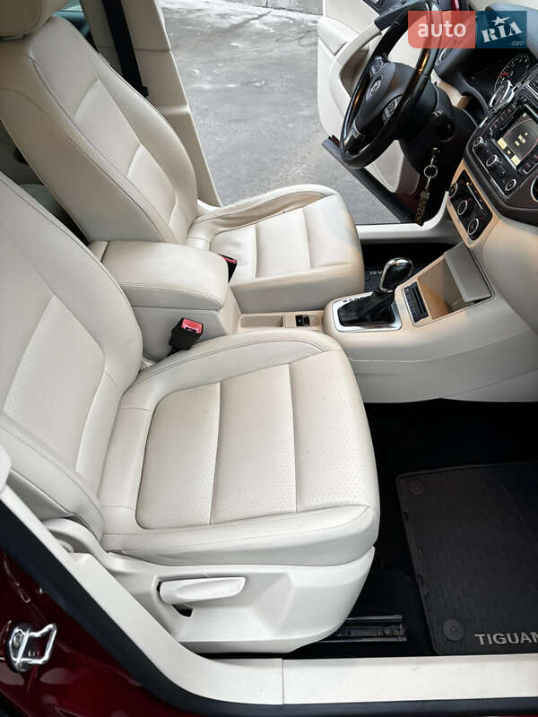 Volkswagen Tiguan 2012