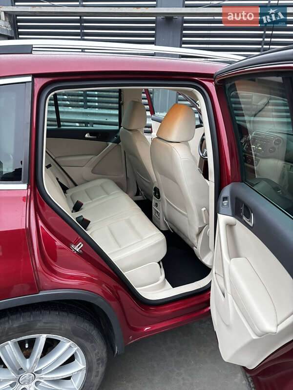 Volkswagen Tiguan 2012