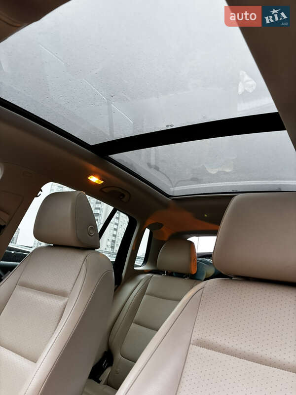 Volkswagen Tiguan 2012