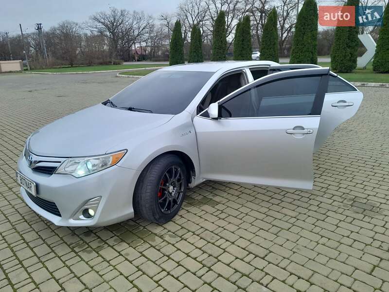 Toyota Camry 2012