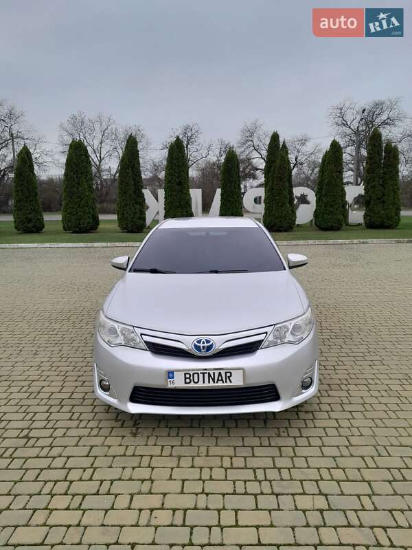Toyota Camry 2012