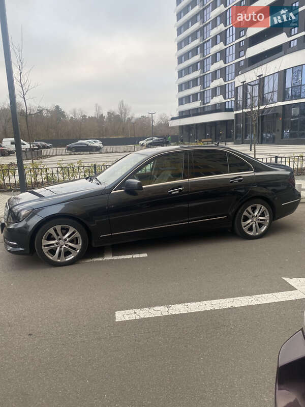 Mercedes-Benz C-Class 2012