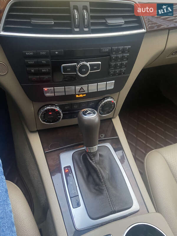 Mercedes-Benz C-Class 2012