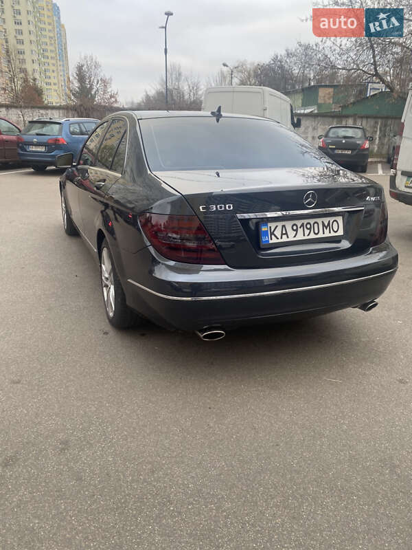 Mercedes-Benz C-Class 2012