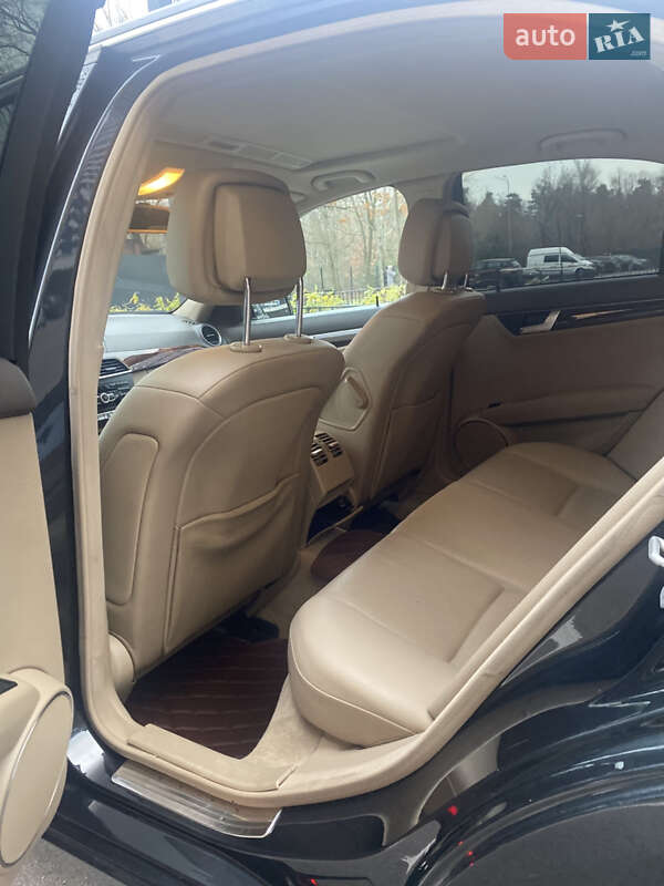 Mercedes-Benz C-Class 2012