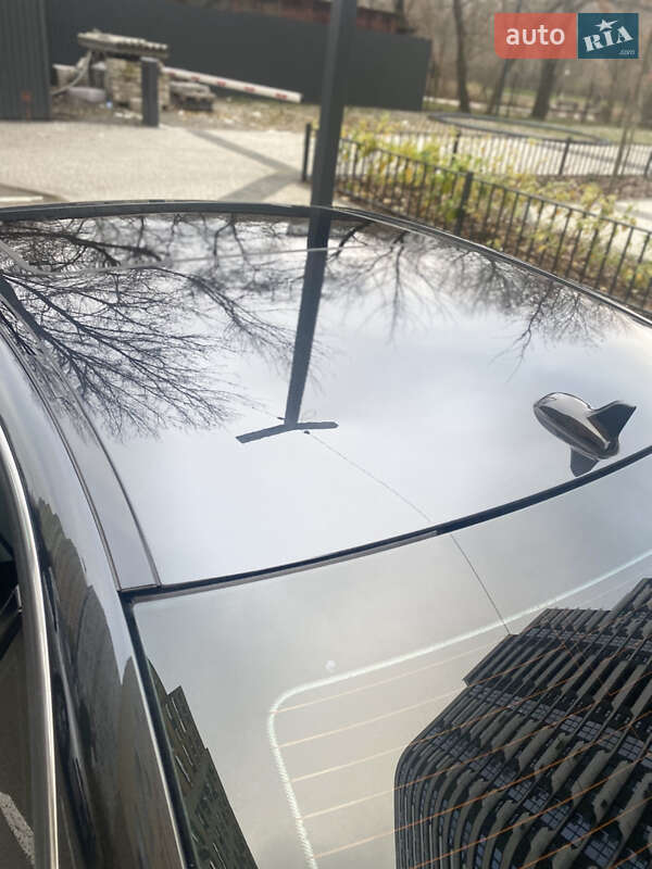 Mercedes-Benz C-Class 2012