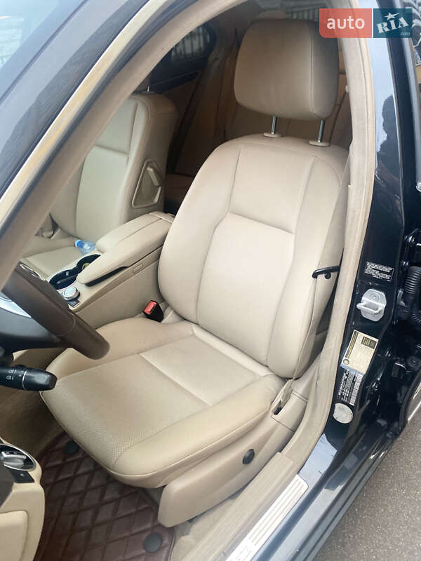 Mercedes-Benz C-Class 2012