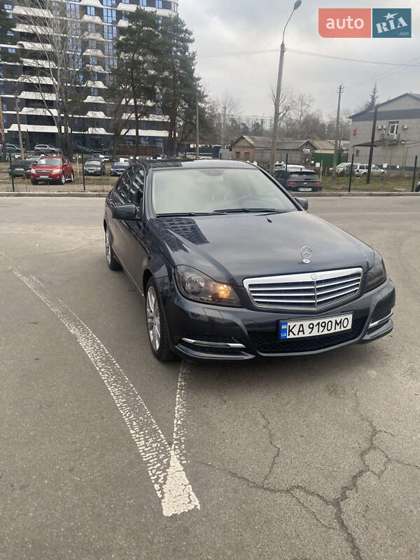 Mercedes-Benz C-Class 2012