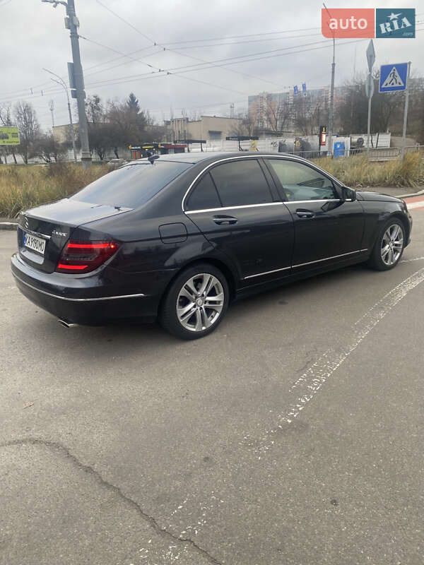 Mercedes-Benz C-Class 2012