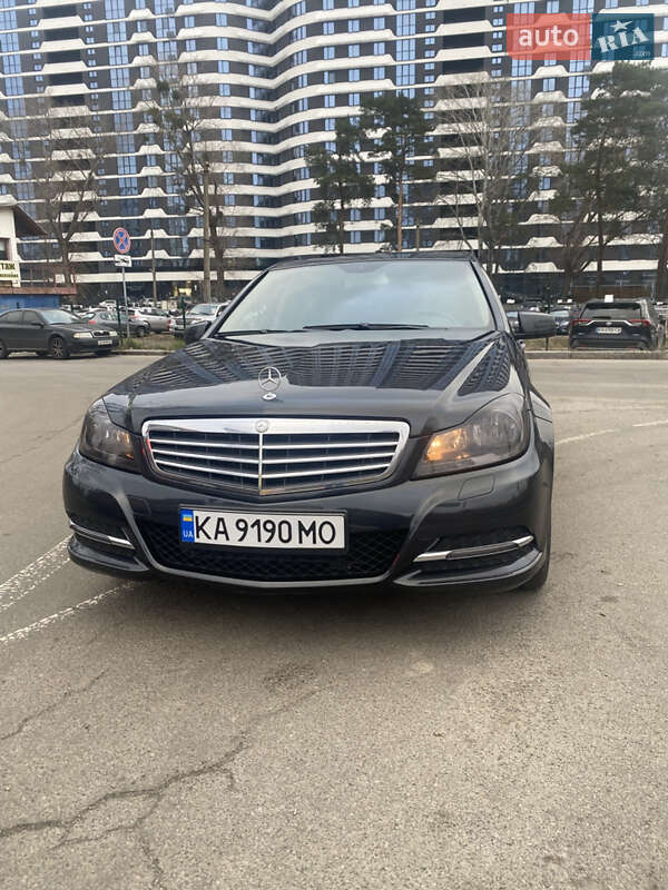 Mercedes-Benz C-Class 2012