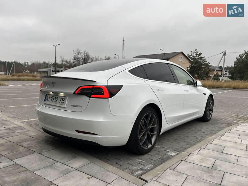 Tesla Model 3 2019