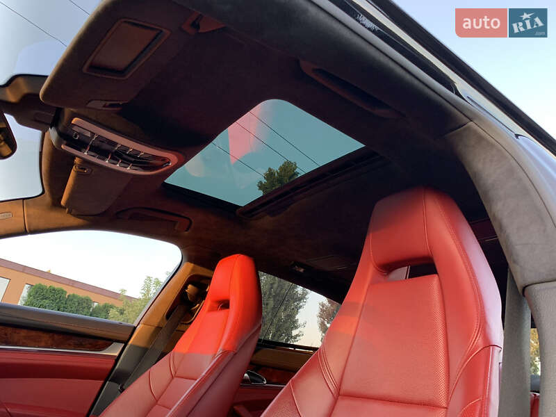 Porsche Panamera 2013