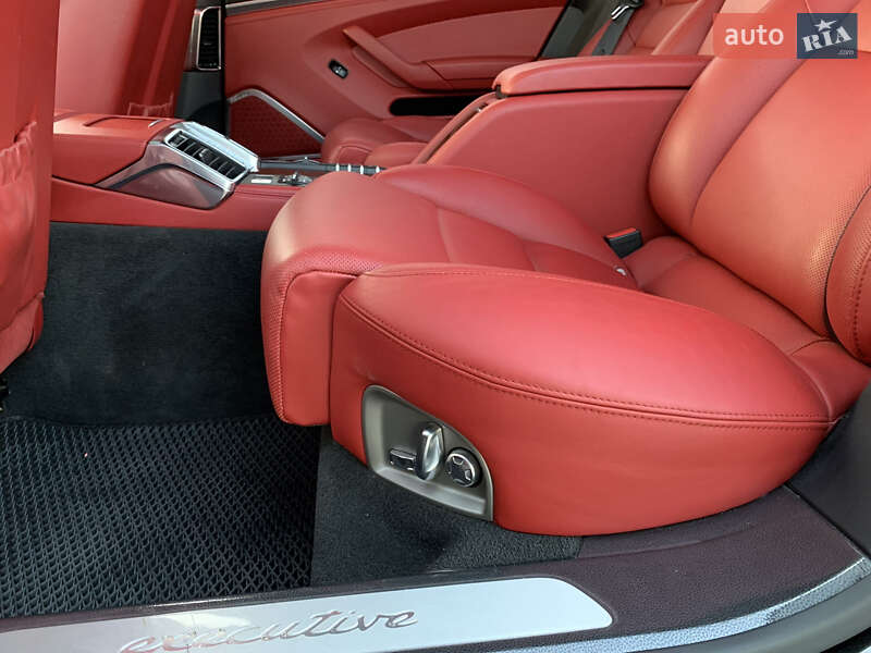 Porsche Panamera 2013