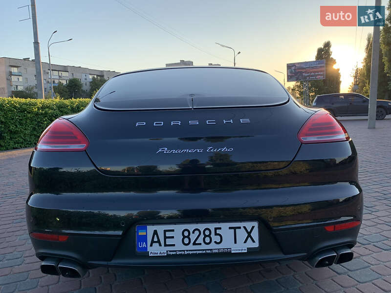 Porsche Panamera 2013
