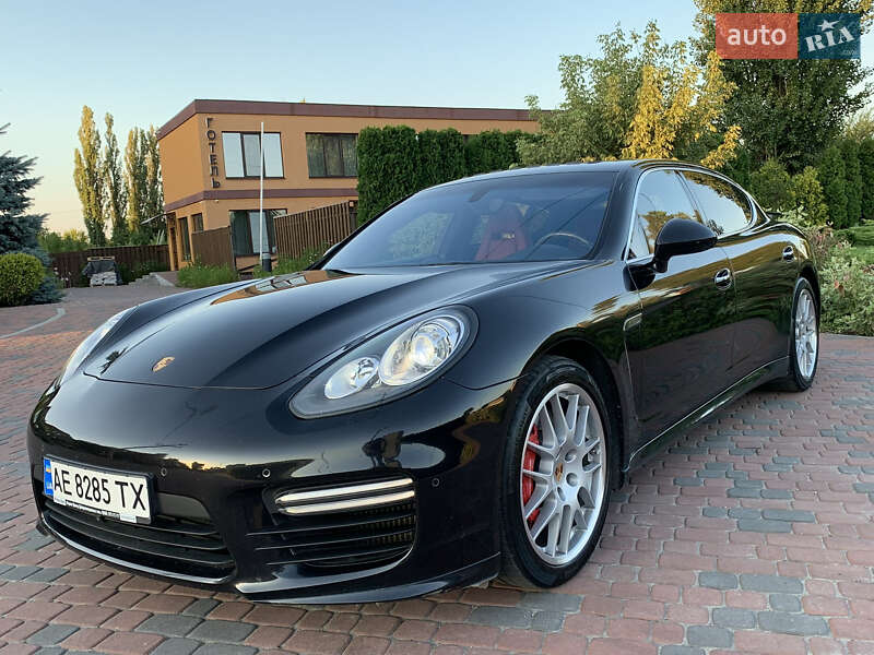 Porsche Panamera 2013