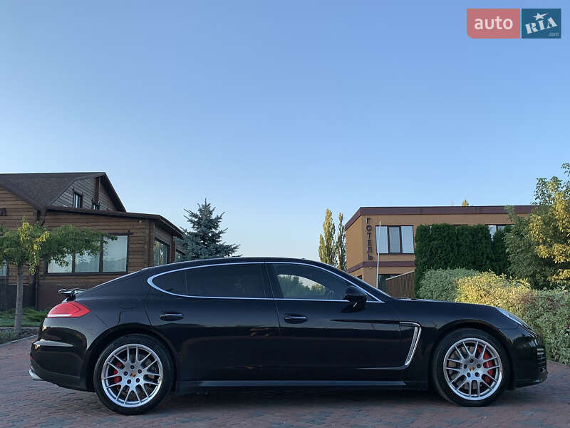 Porsche Panamera 2013