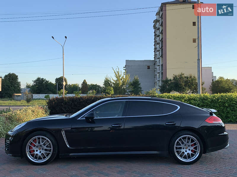 Porsche Panamera 2013